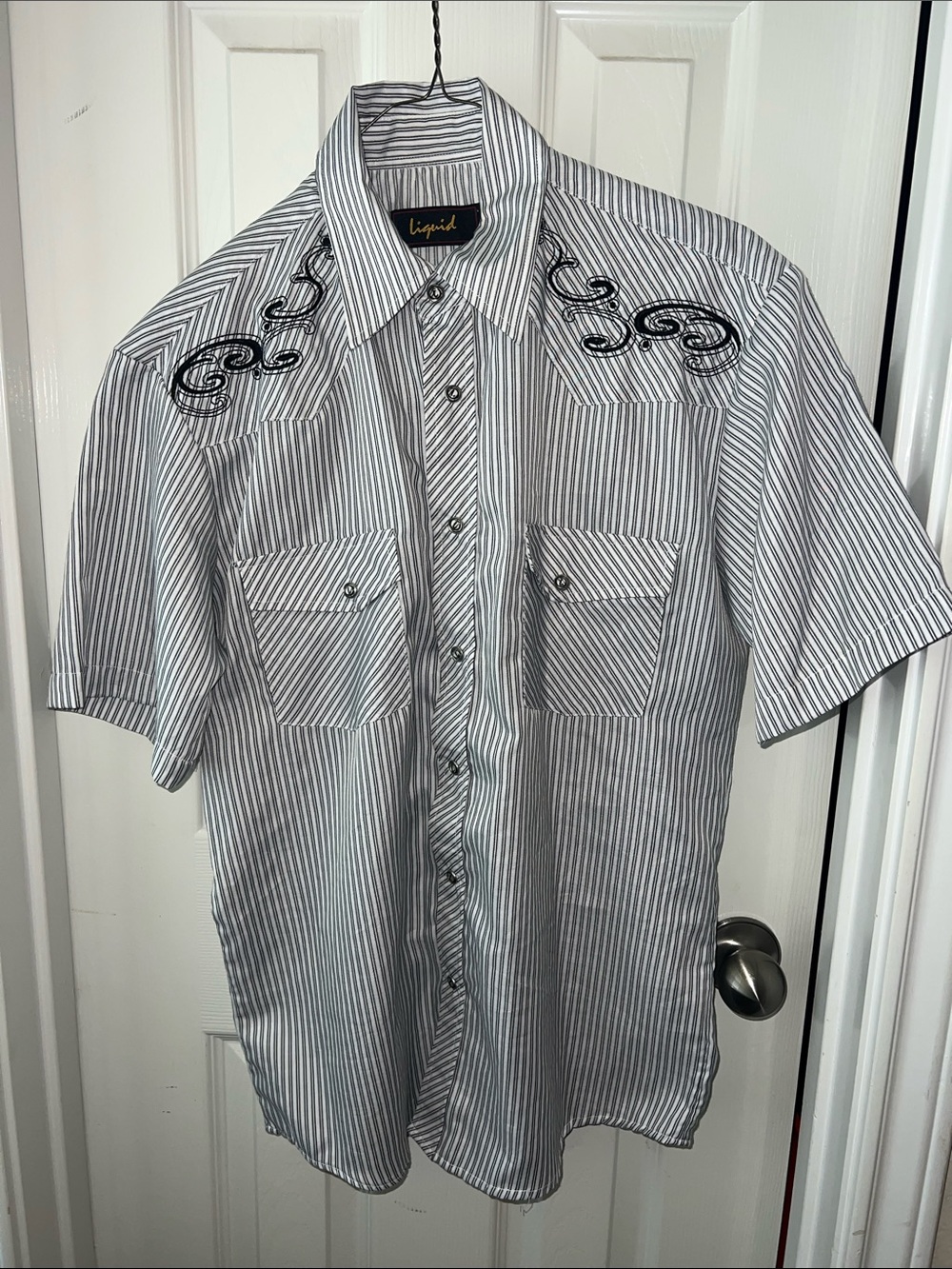 Liquido Gray and White Striped Short-Sleeve Western Shirt